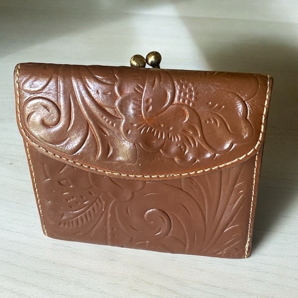 Patricia Nash Vintage Bi-Fold Wallet with Coin Pouch Brown W 5” x H 4.5” - Picture 6 of 16